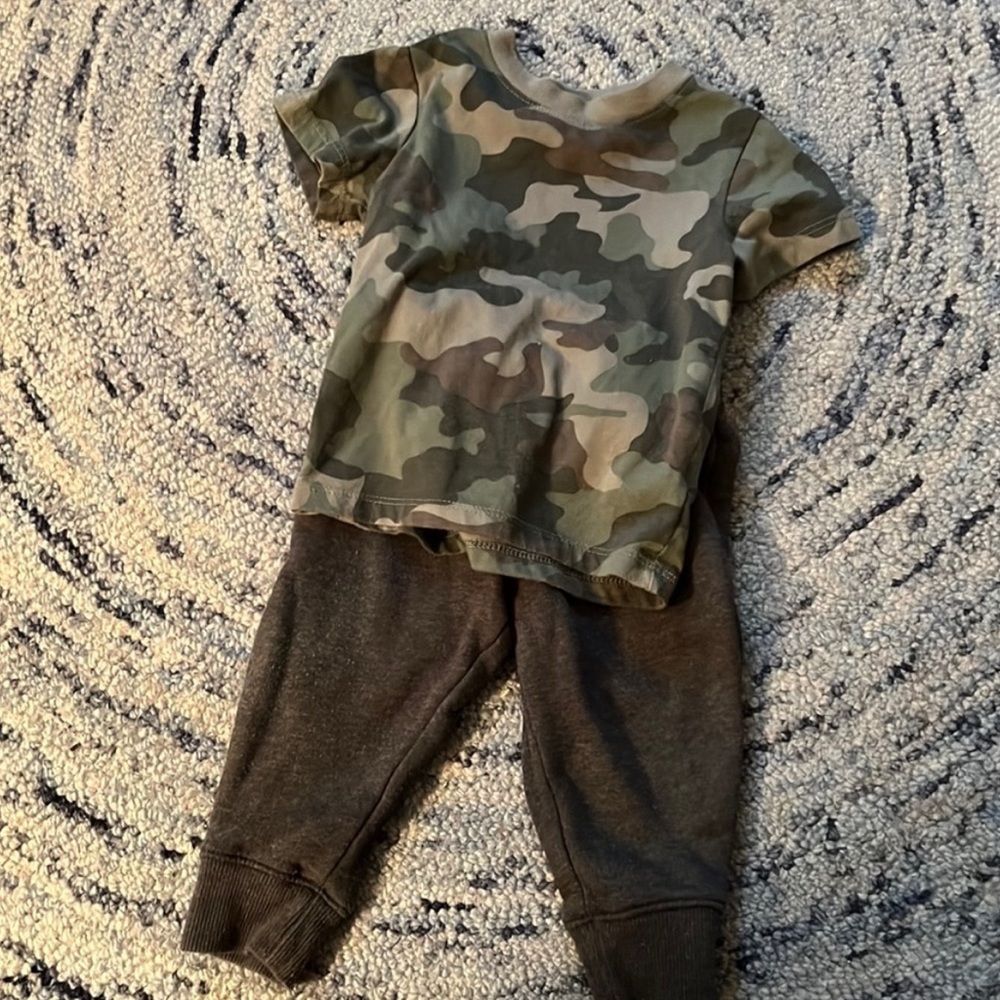 Cat & Jack Camo and Gray Kids Matching Set